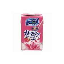 Almarai Uht Nijoom Strawberry Milk, 150ml