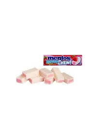 Mentos Incredible Chew Strawberry Flavor Soft Candy, 24.5 g